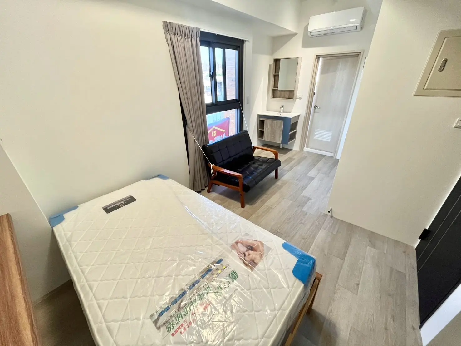 S 603799569 0