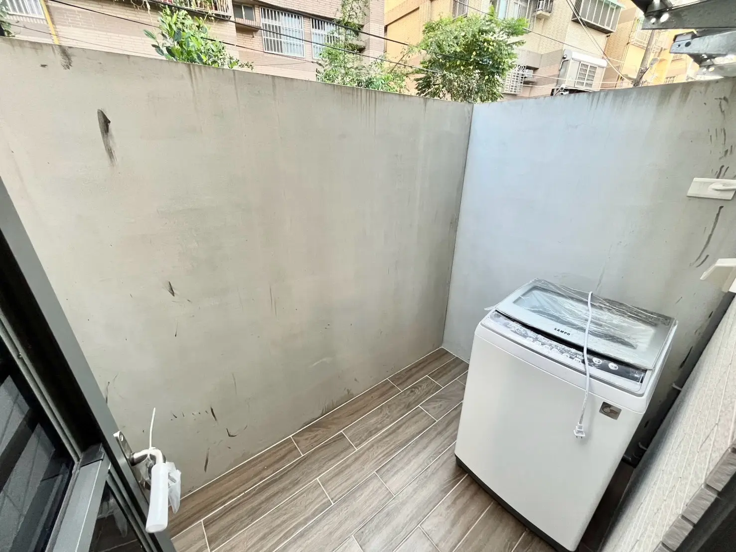 S 603693164 0