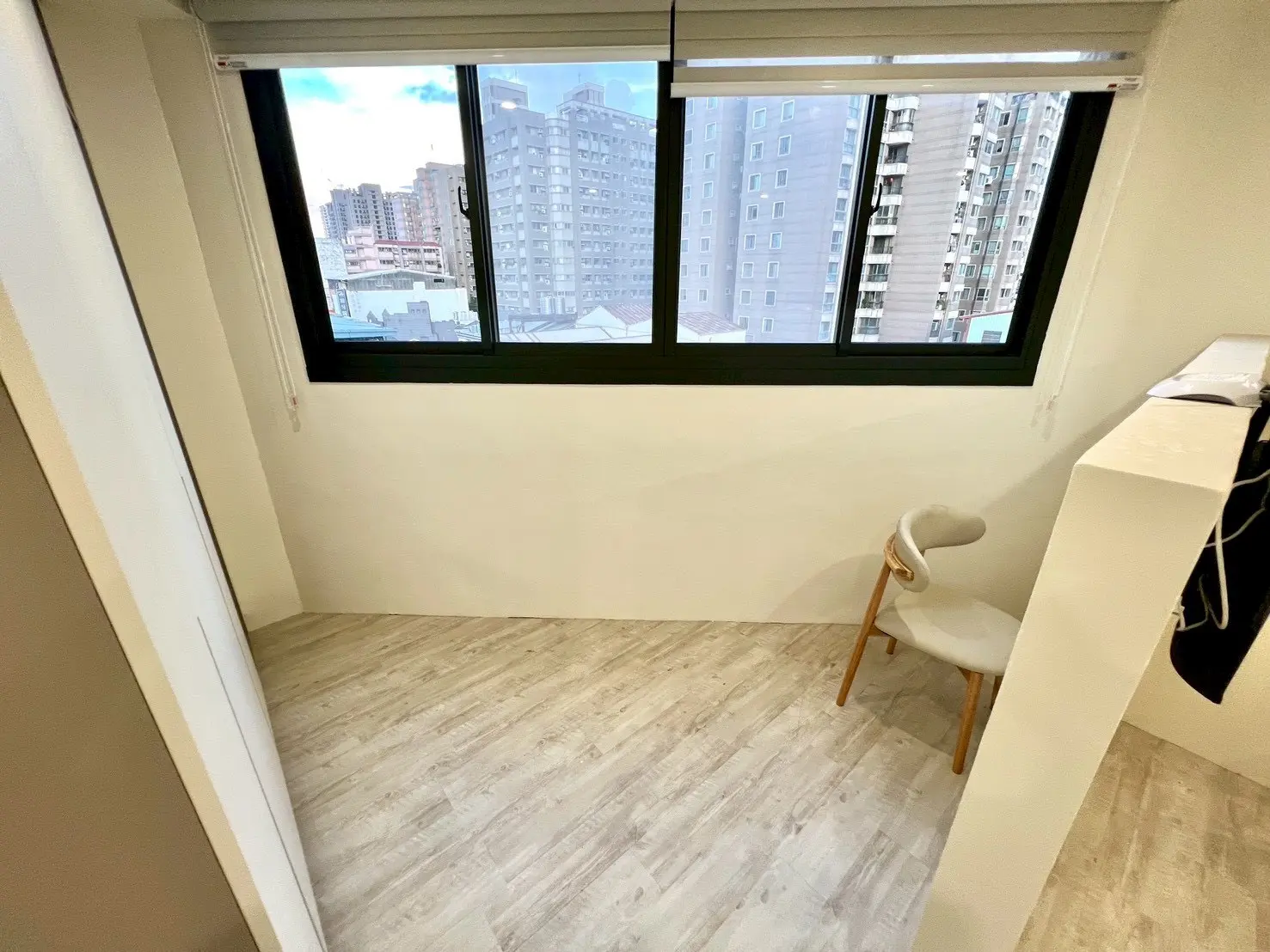 S 607428621 0