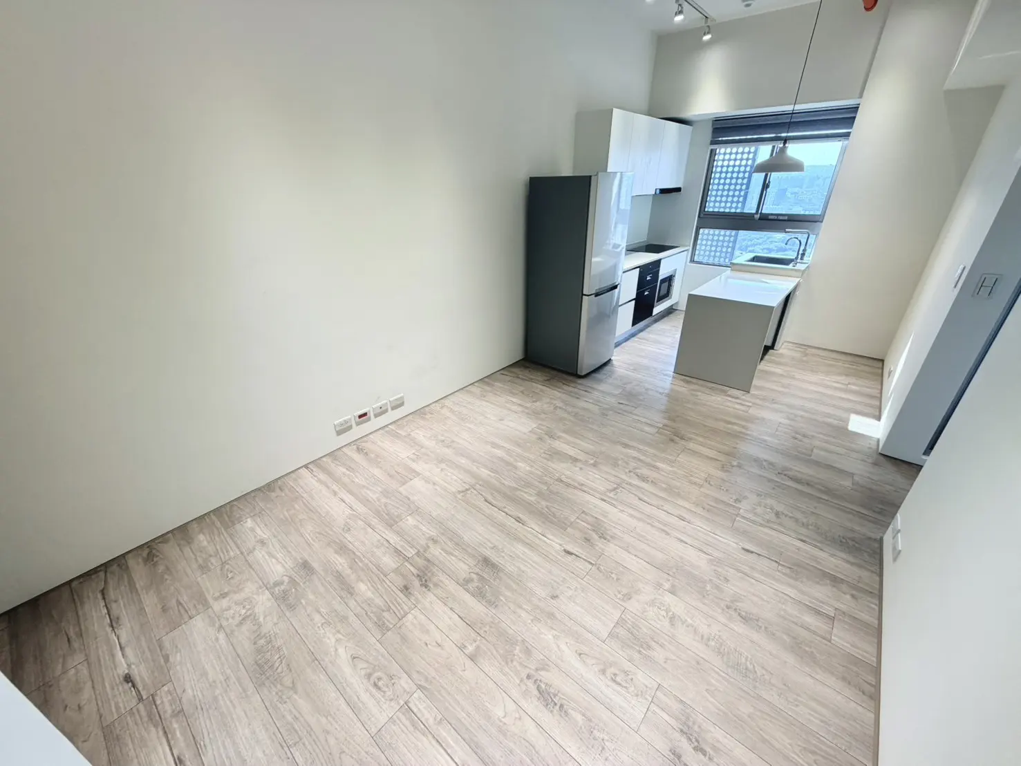 S 12337378 0