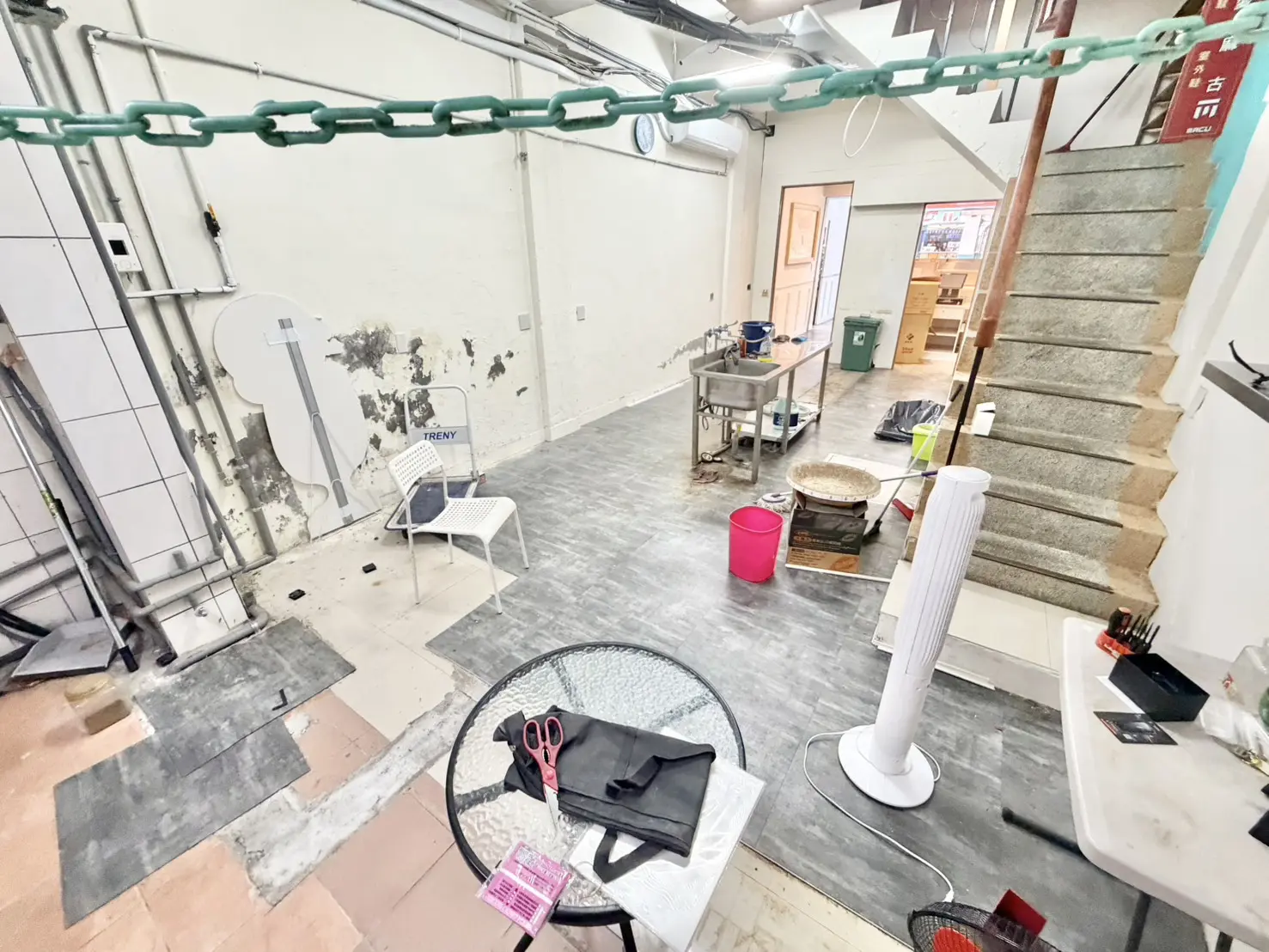 S 89686543 0