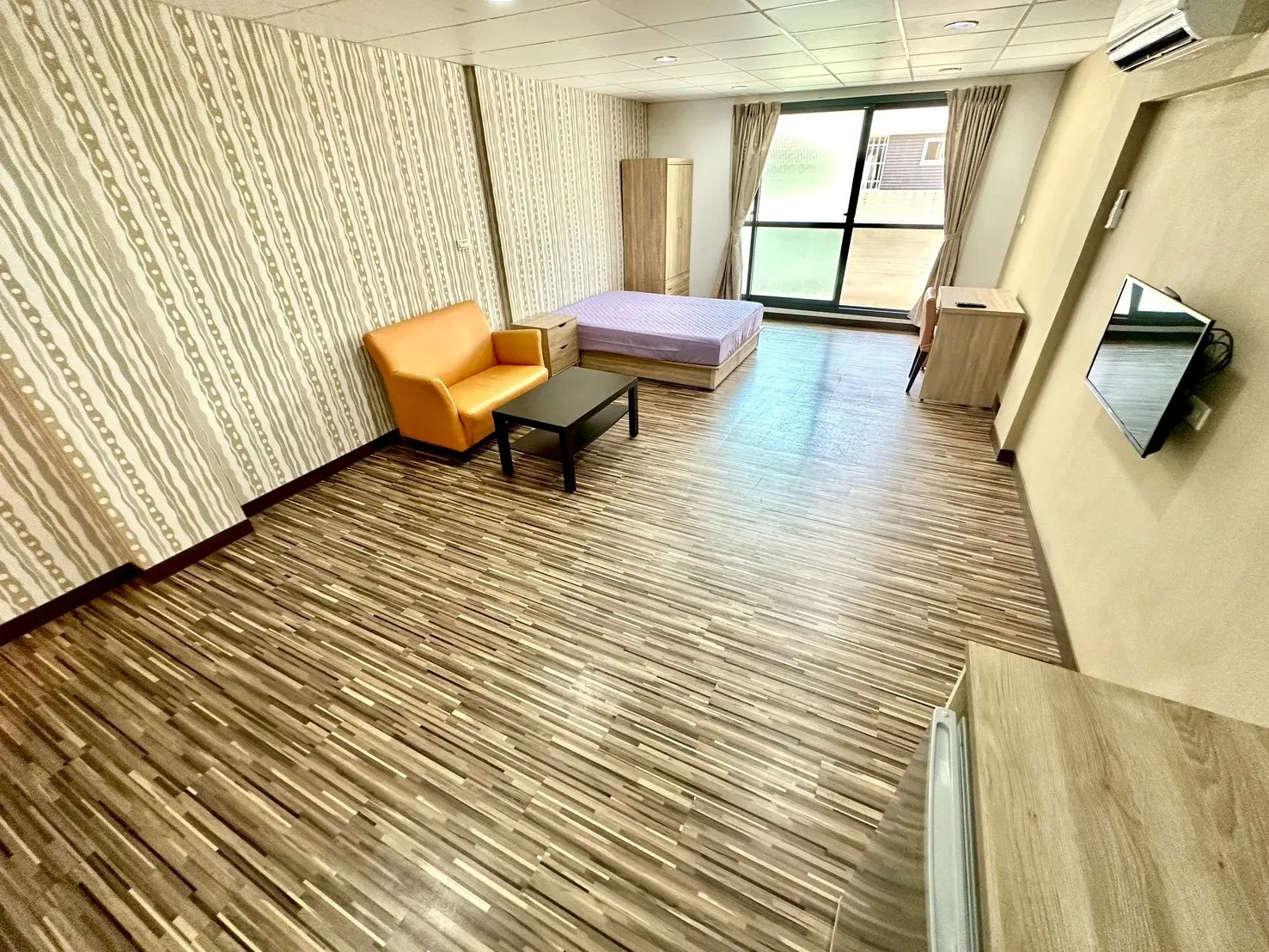 S 601899084 0