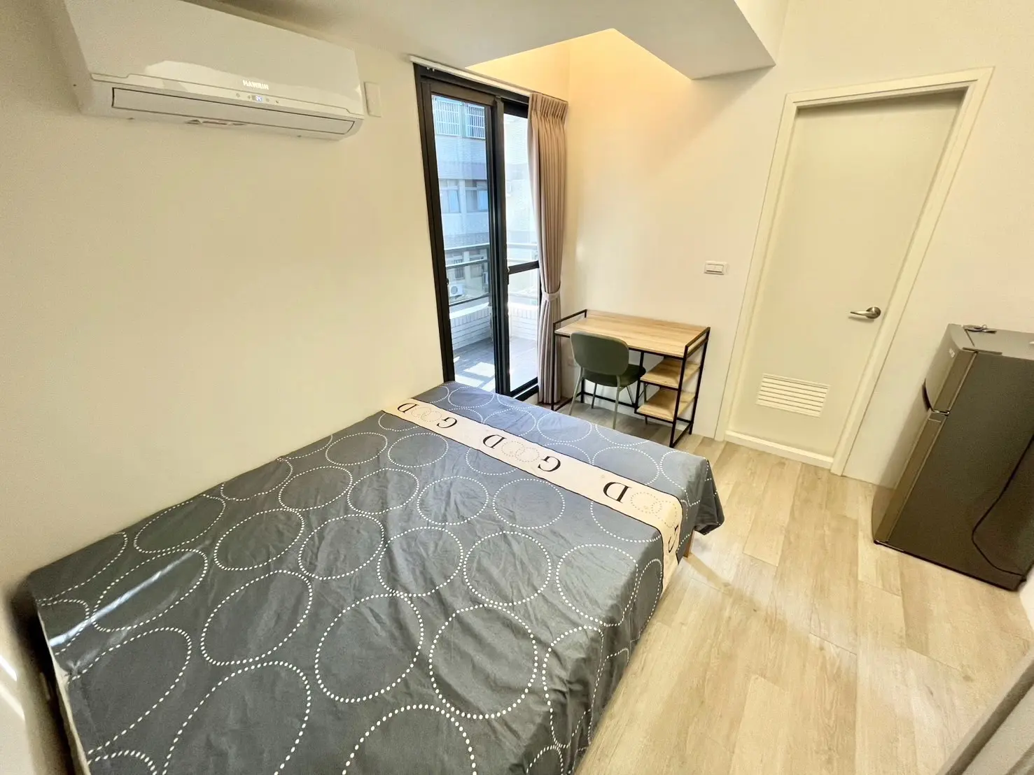 S 603799556 0
