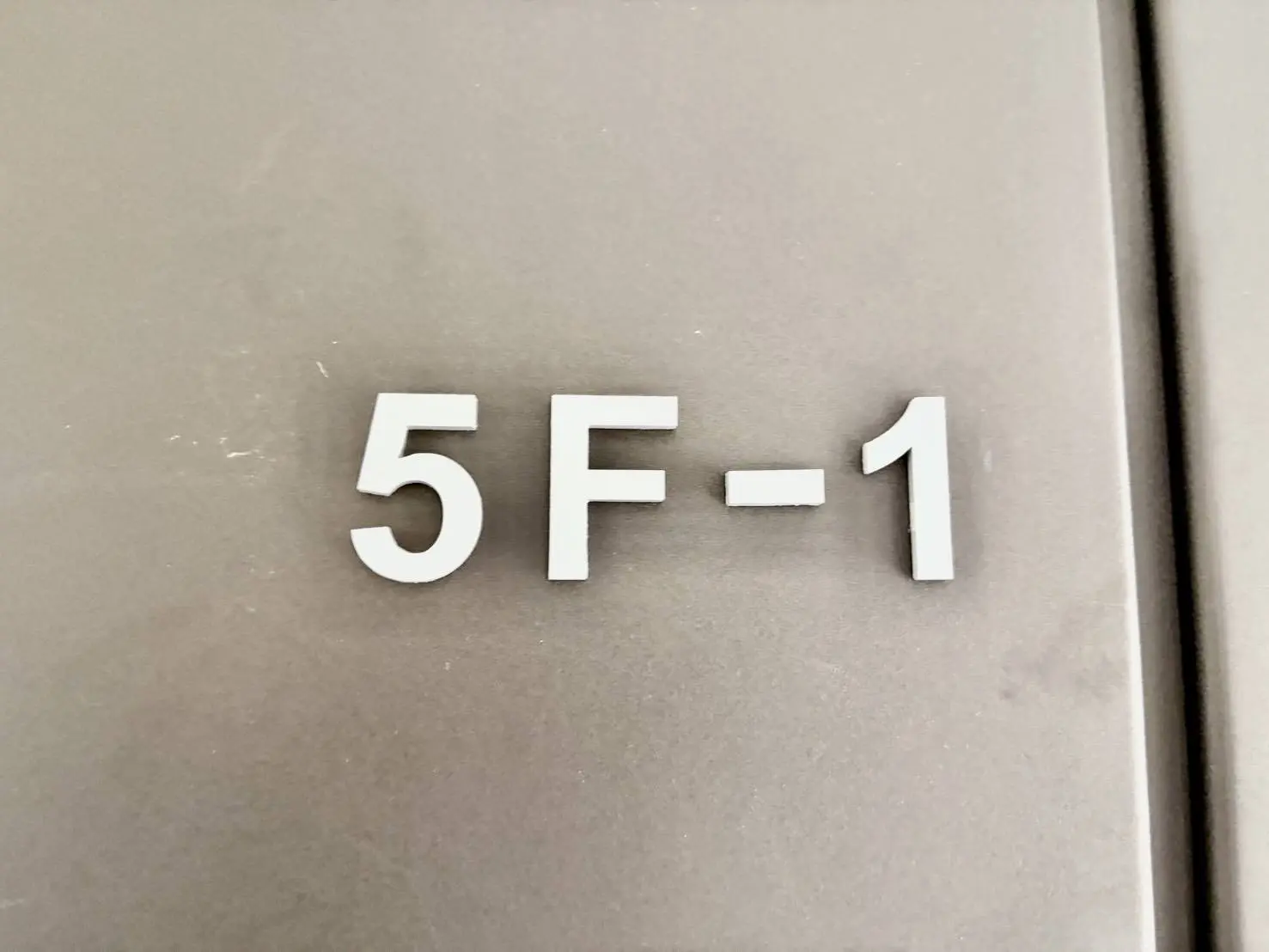 2372843 0
