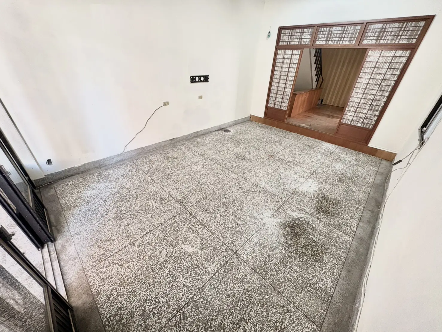 S 47718428 0