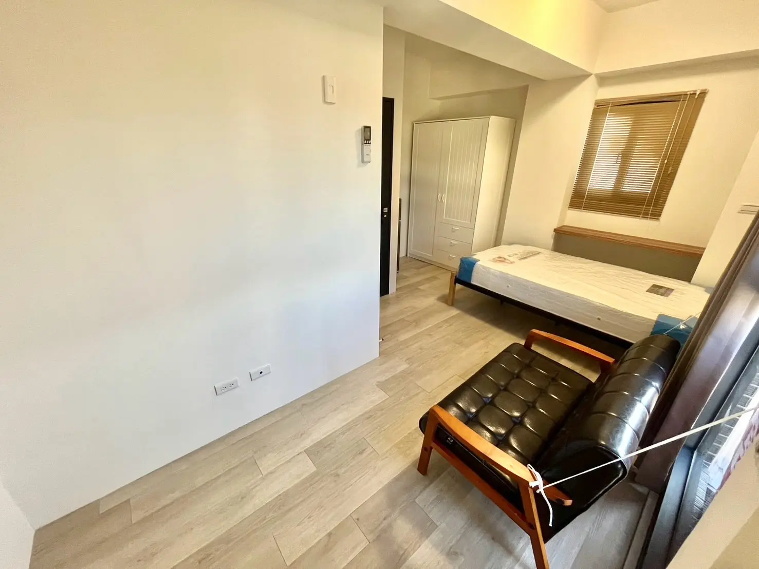 S 603799571 0
